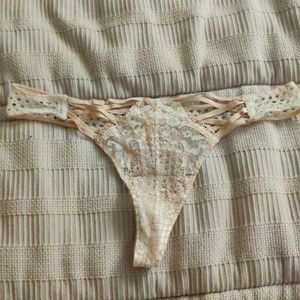VS Light Pink/Beige/Peach Thong - S